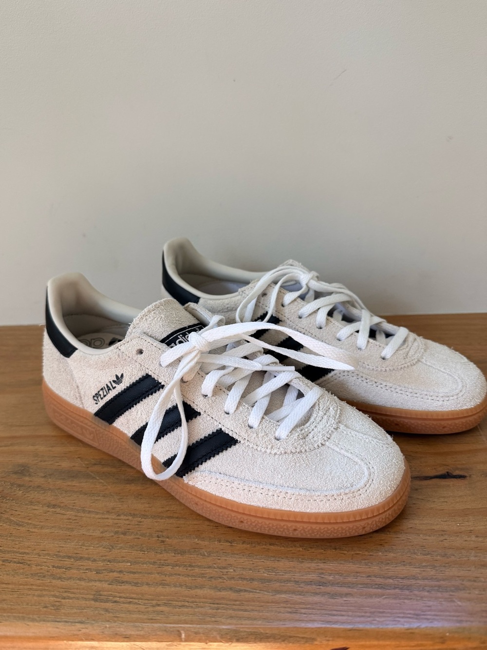 ADIDAS SPEZIAL - Size 7 - EUC